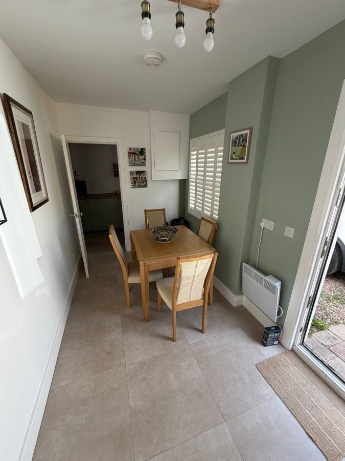 Finished dining room with smooth plastered walls
